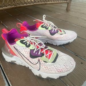 Nike react “dimension six”